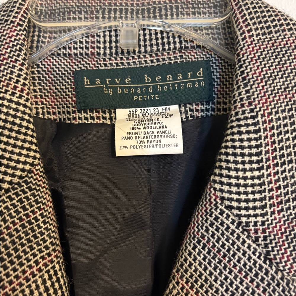 Really stunning multi fabric blazer! - Picture 5 of 6